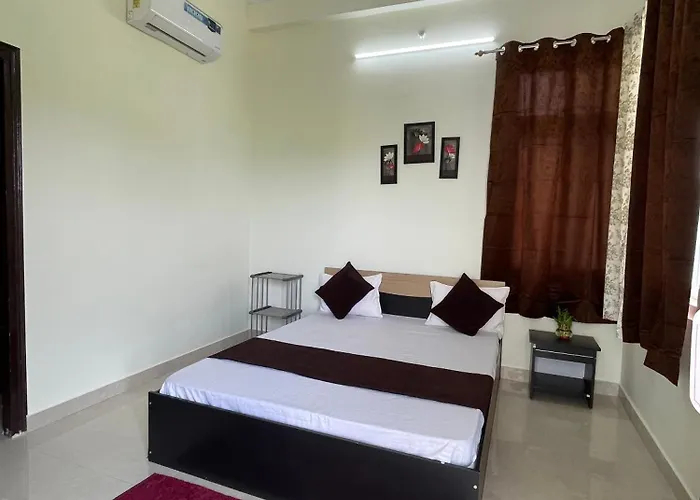 One Bhk Abode In Golf City